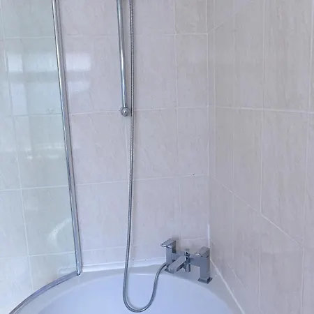 3 Bedroom House Manchester Free Wifi And Parking Exterior photo
