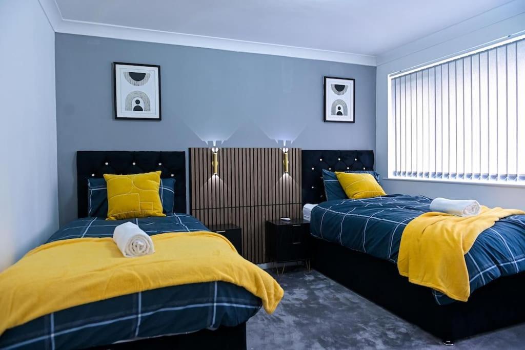 Дом отдыха 3 Bedroom House Free Wifi And Parking